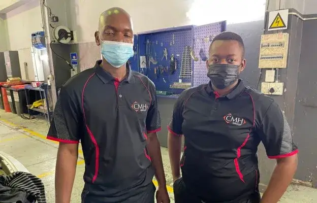 cmh-mazda-menlyn-technicians-kabelo-hlonwane-and-isaac-khanili