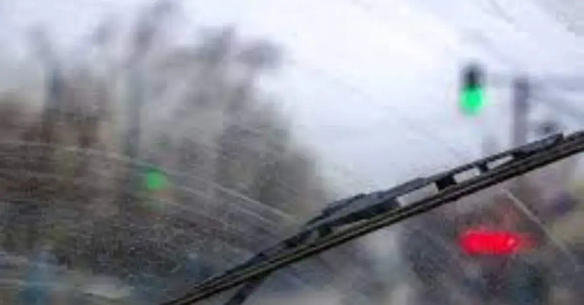 When to Change Your Wiper Blades 3 Tips